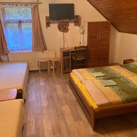 Orli Hnizdo Villa Черни Дул Екстериор снимка