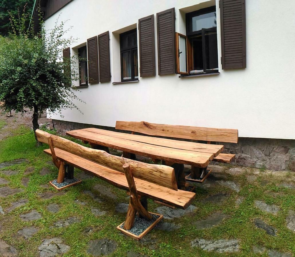 Orli Hnizdo Villa Черни Дул Екстериор снимка